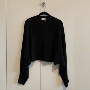 Wilfred Free Aritzia Cropped Sweater in Black